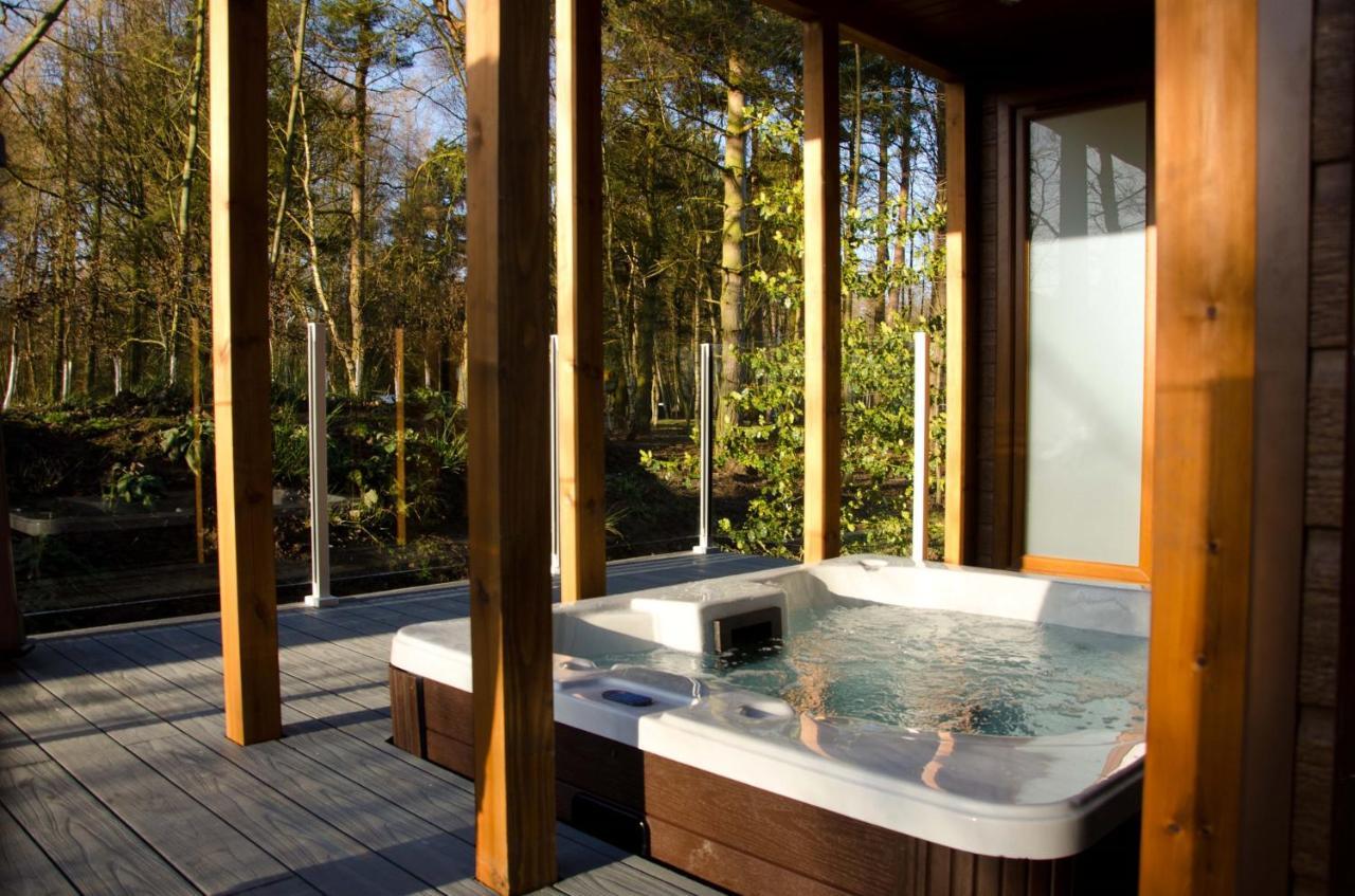 Hollicarrs - Honeycomb Lodge York Exterior foto